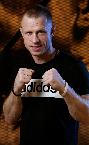 Хороший тренер бокса (Александр Юрьевич) - номер телефона на сайте.